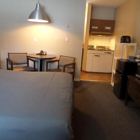 Ray Lyn Motel Trail Esterno foto