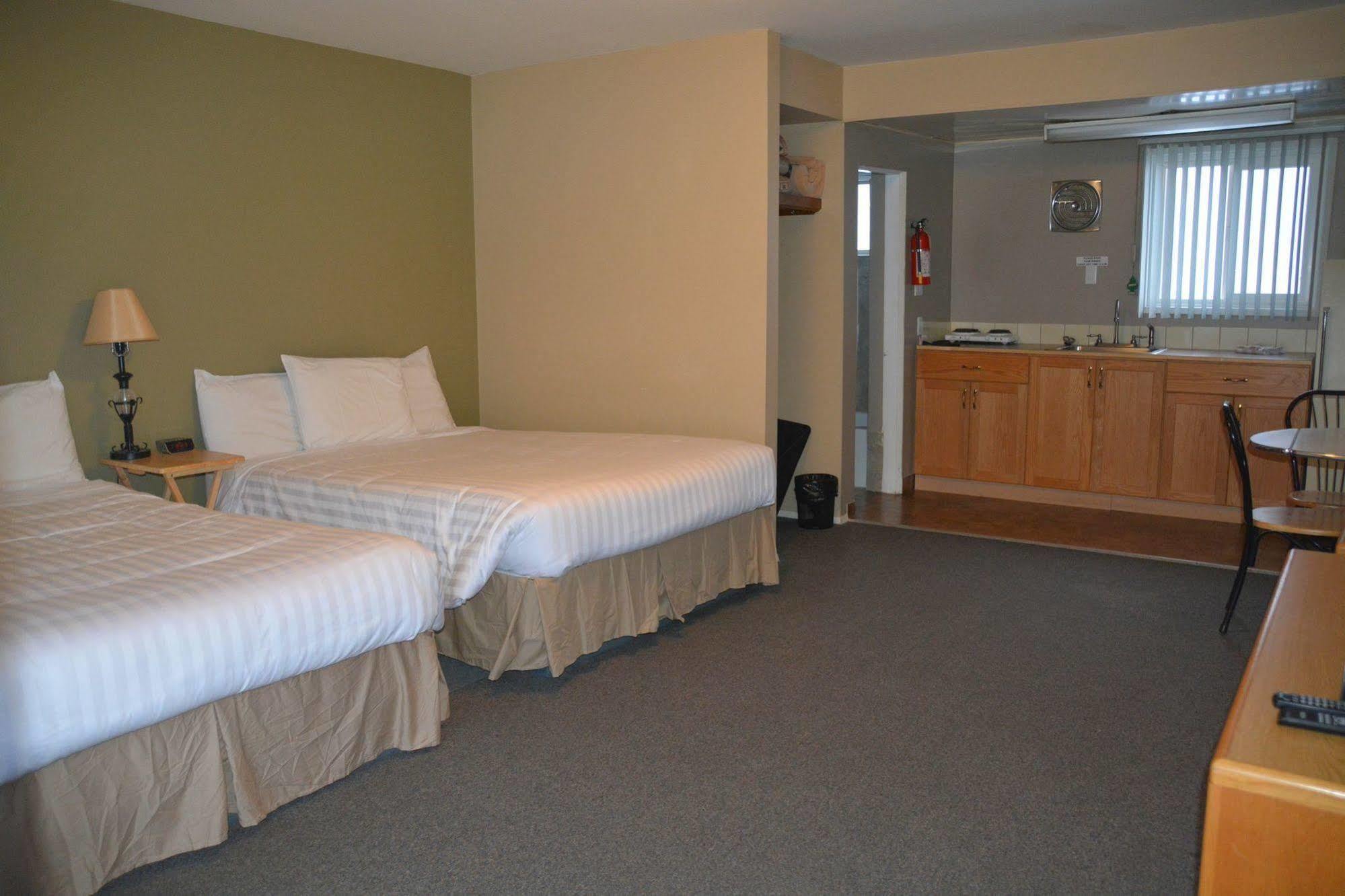Ray Lyn Motel Trail Esterno foto