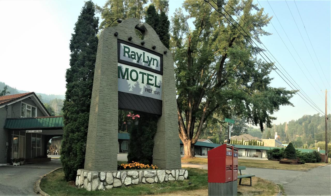 Ray Lyn Motel Trail Esterno foto