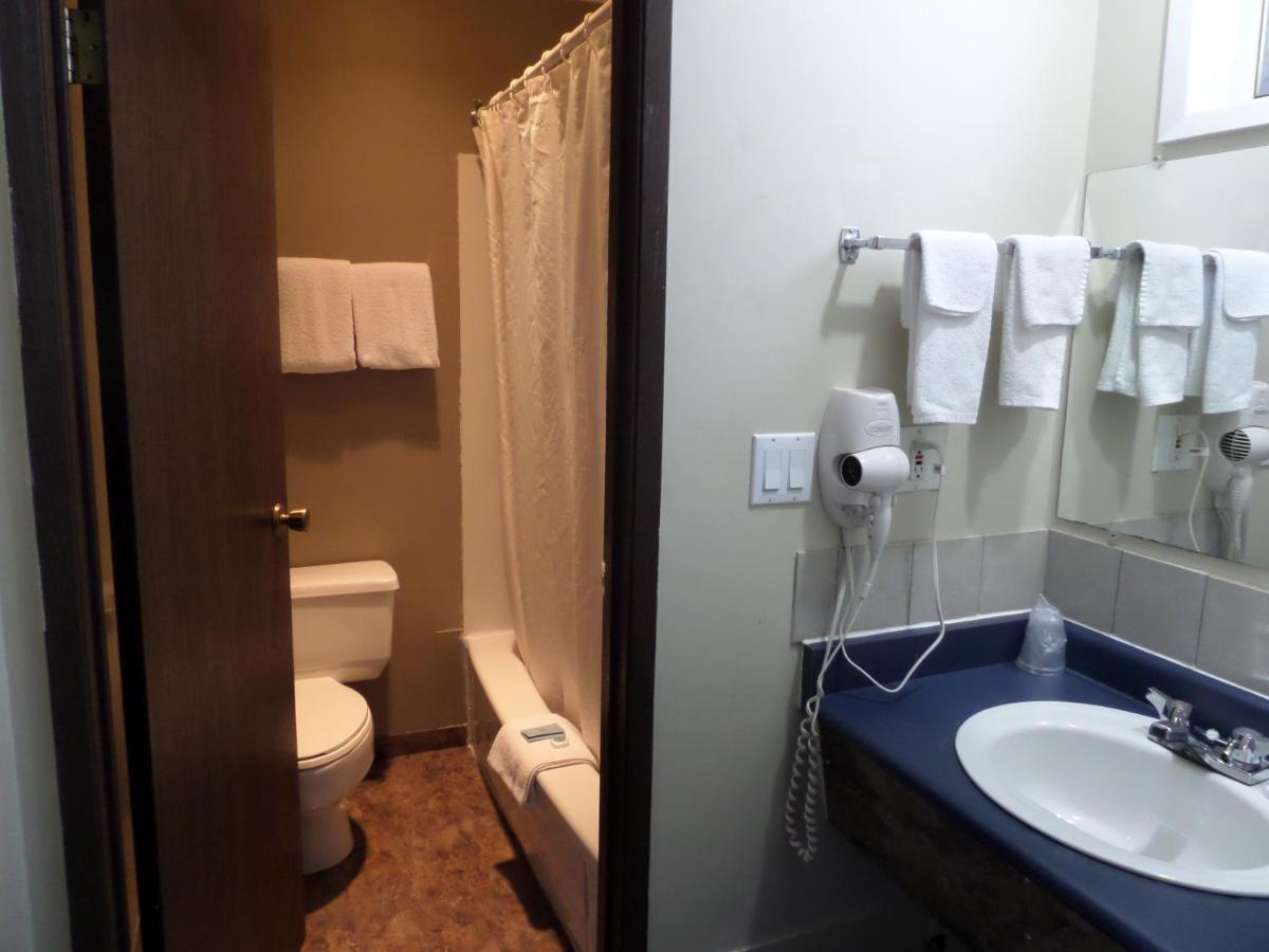 Ray Lyn Motel Trail Esterno foto